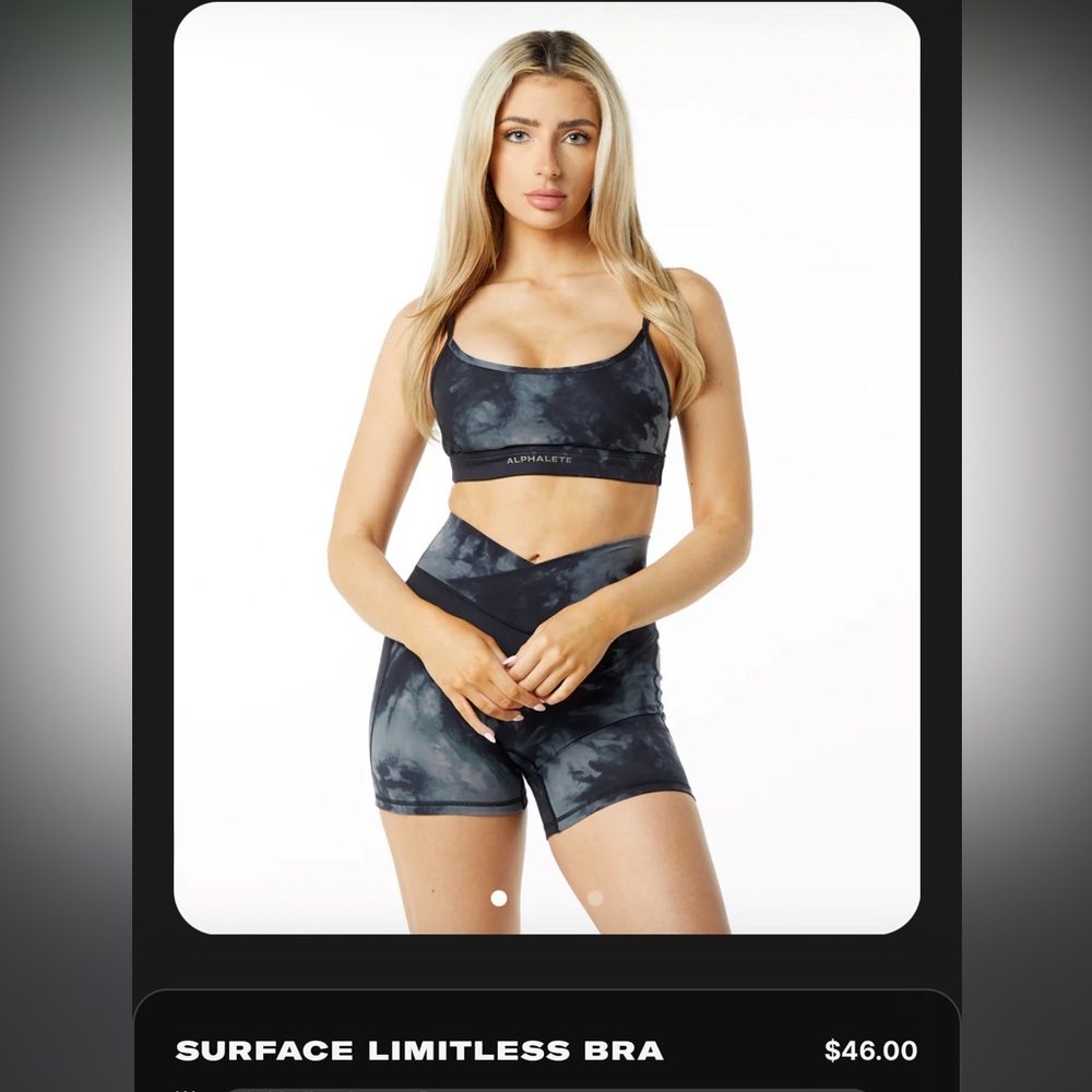 NWT* Medium Alphalete Surface Limitless Bra